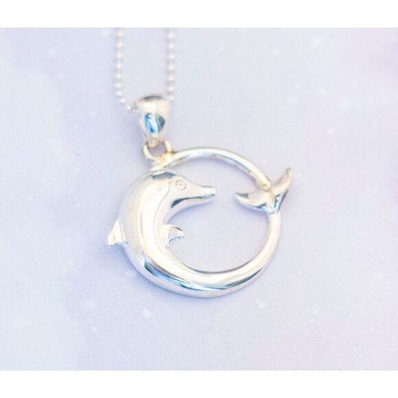 Vintage 925 Sterling Silver Dolphin Necklace | 19 inch | Avon | J6 - Picture 1 of 4
